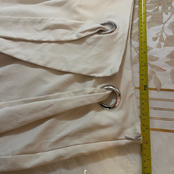 Womens Mini Skort Shorts Size XL (For L)Off White Silver Grommet Cotton Blend - Picture 7 of 9